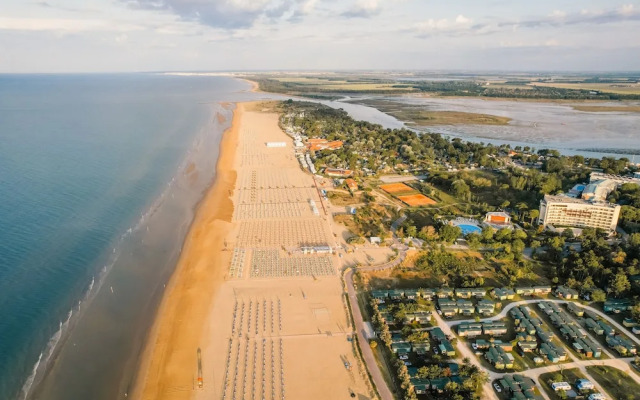 Cozy Independent Villa in Bibione Pineda
