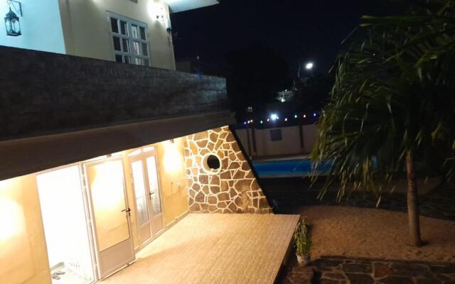 "villa Santa Avec Piscine"