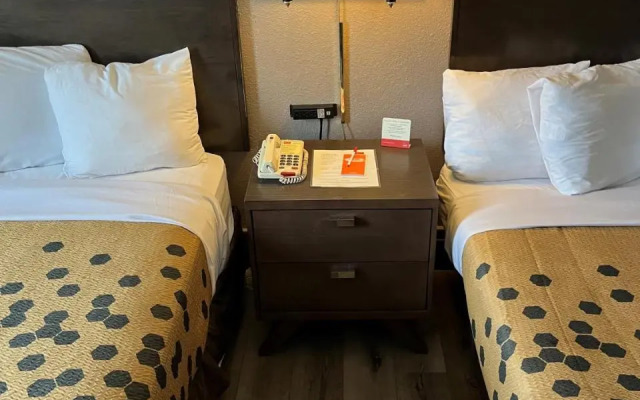 Red Carpet Inn - Dumfries/Quantico
