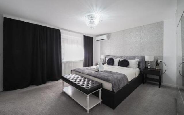 For You Apartments Gold & Silver