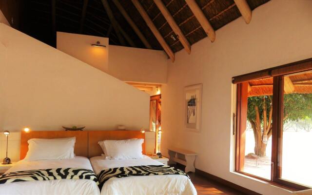 Zebras Crossing Lodge