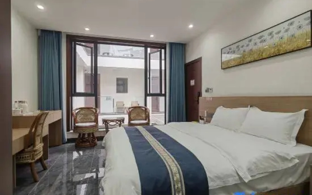 Jiezi Ancient Town Kuanhe Yard Homestay