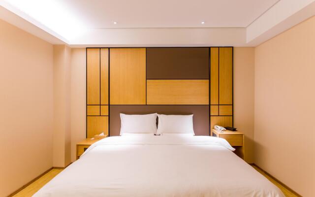Ji Hotel (Lianyungang Haining Middle Road)