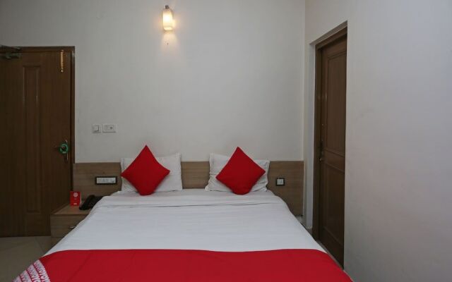 OYO 19334 Flagship Shanta Inn Charbagh