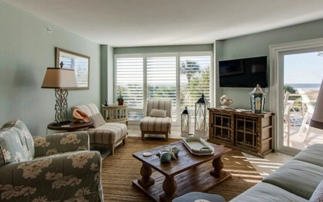 1206 Villamare Villas by RedAwning