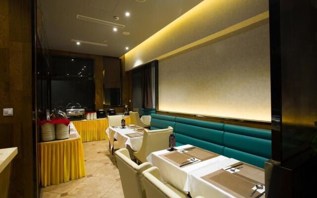 Atour Hotel Shanghai  Jing'an IMIX Park