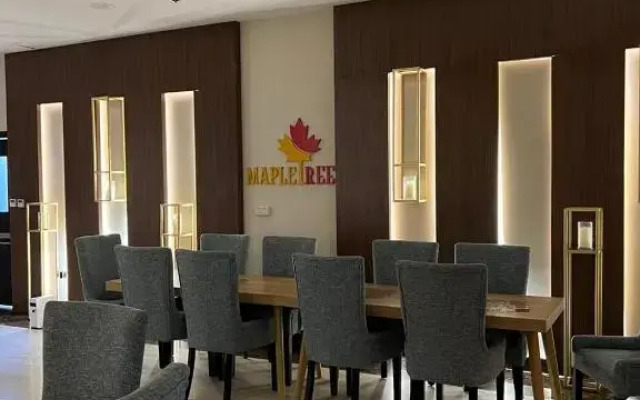 Lolia Hotel
