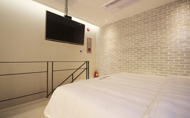 Yeosu Max Self Check-in Motel