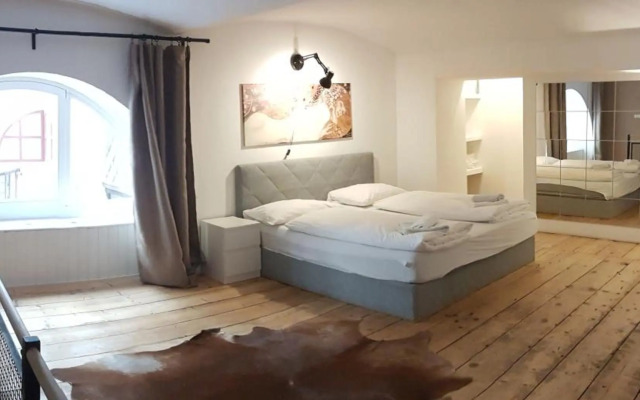 Sobieski Maisonette Apartments