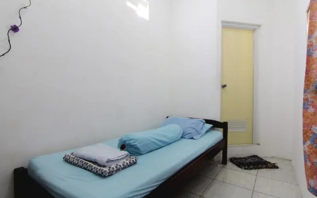 Tiga Dua Homestay by ZUZU