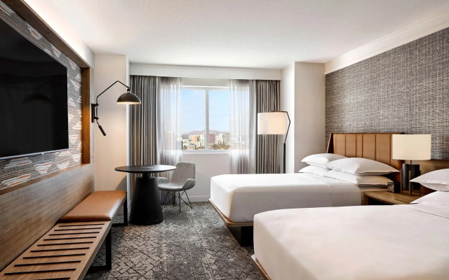 Sheraton Phoenix Downtown