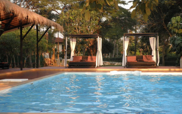 Ingnatee Resort (SHA Extra Plus)