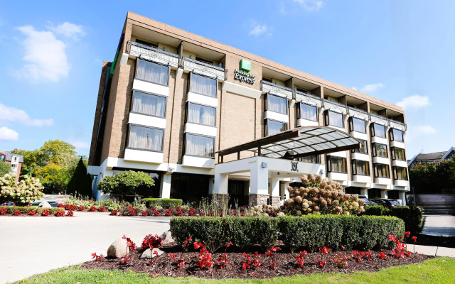 Holiday Inn Express Birmingham Redditch by IHG