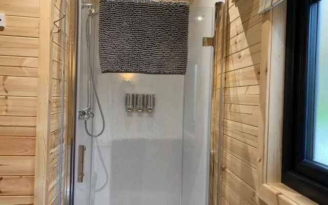 Daviot Luxury Pods
