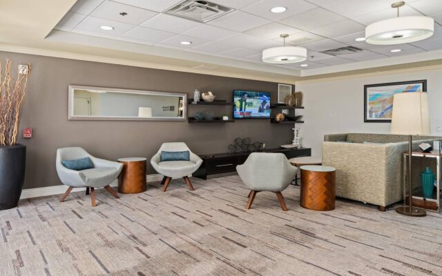 Courtyard by Marriott - Naples