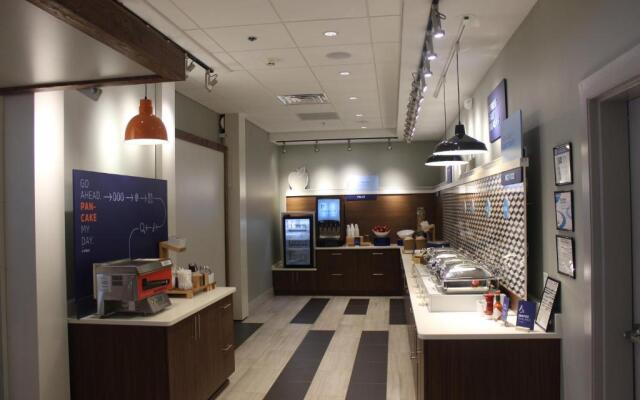 Holiday Inn Express Athens by IHG