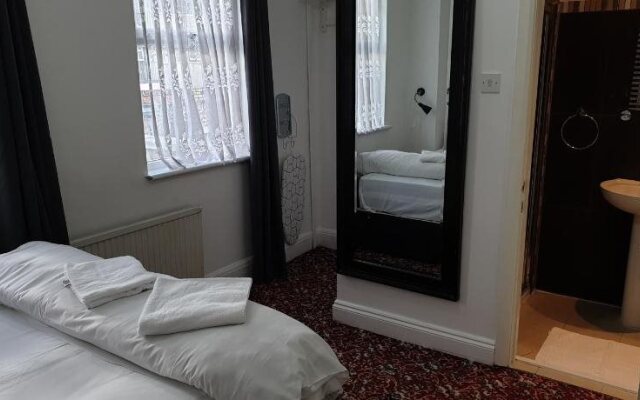 Old Friend Hotel