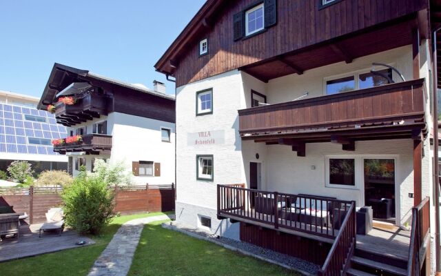 Stunning Villa in Kitzbuhel with Private Terrace