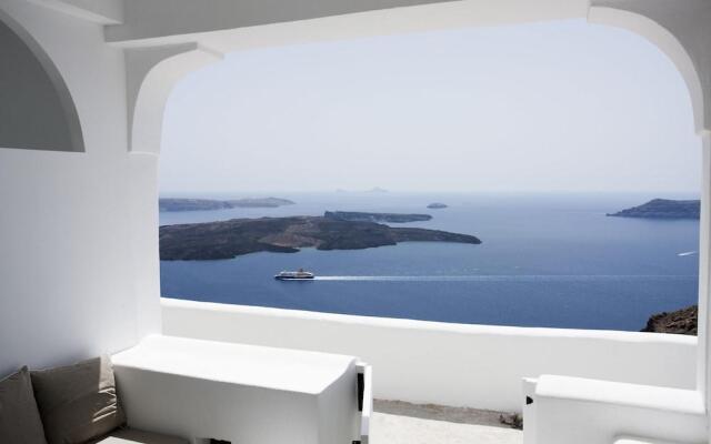 Santorini Cliffs Hotel