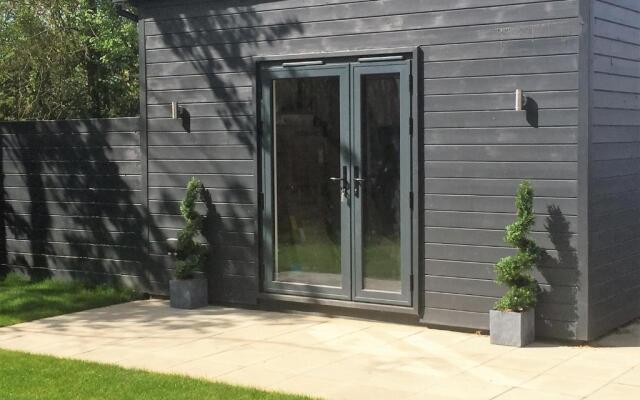Windsor Studio South-5 mins from Legoland