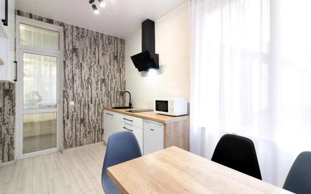 LEOGRAND Apartment on B Khmelnytskogo 27a