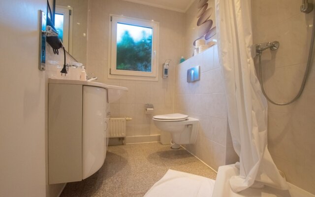 Tolstov-Hotels Beautiful Villa with Big Garden