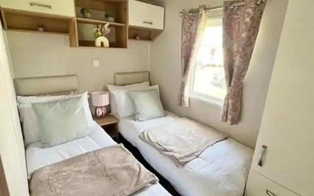 3bed-8berth- Hot Tub-mablethorpe-pet Friendly-wifi