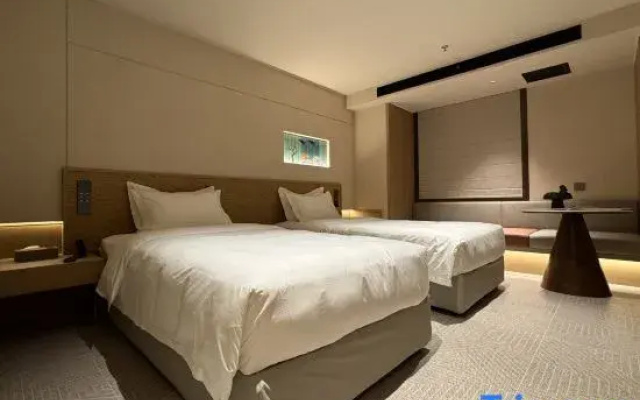 Shenyang Station X Hotel (Taiyuan Street Wanda Plaza)
