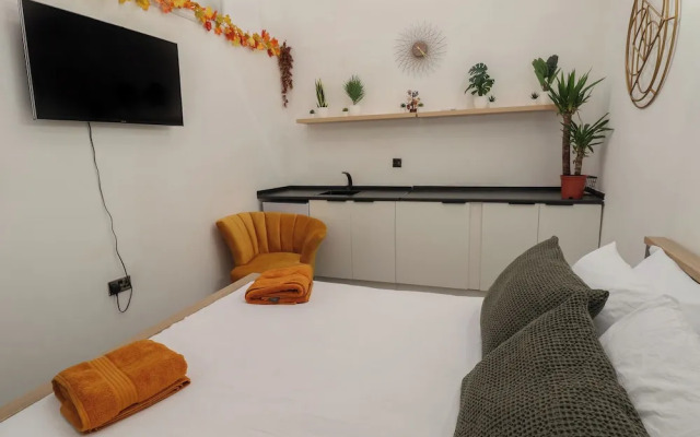 The Cloud Apartment 2