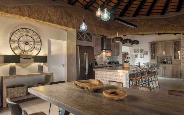 Cayley Mountain Resort