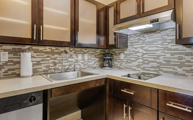 Staybridge Suites St. Petersburg Downtown by IHG