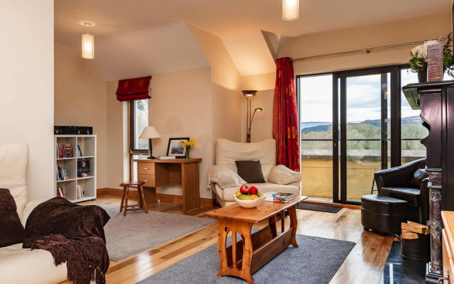 Semi detached house, Kenmare