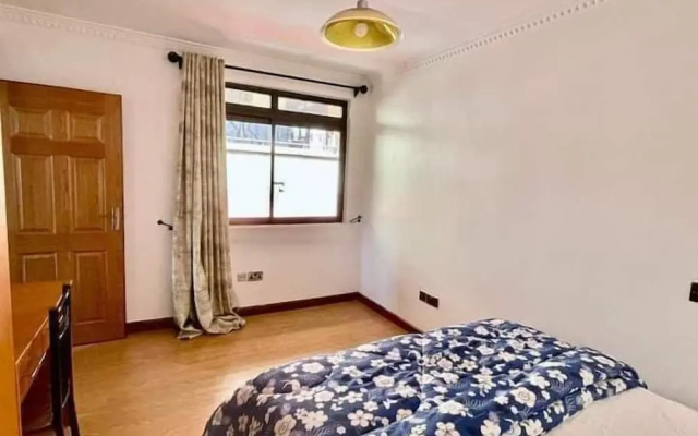 Lux Suites Fahari Palace Apartments
