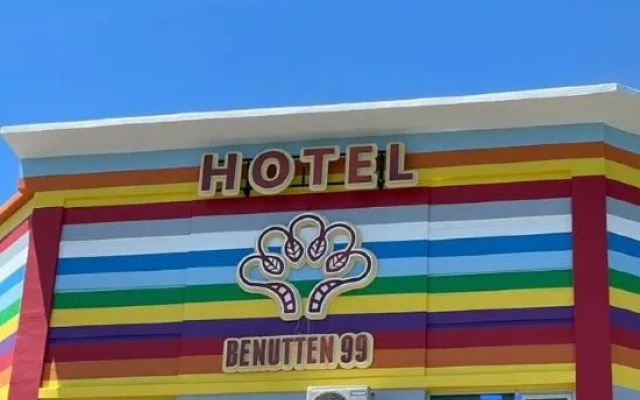 Benutten 99 Hotel – Exterior – Pontian