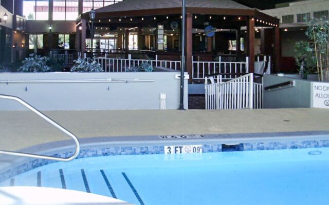 Ramada by Wyndham Shreveport Airport