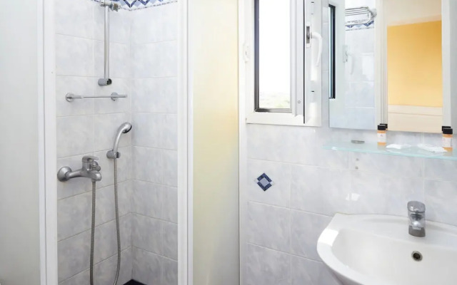 Hotel Klonos Anna
