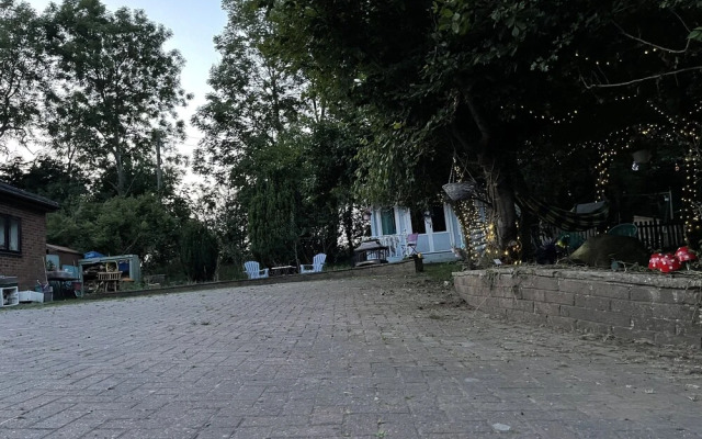 Woodlands Lodge - Come and Enjoy the Good Life