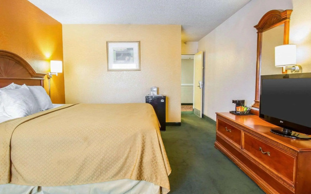 Quality Inn near Downtown Tucson