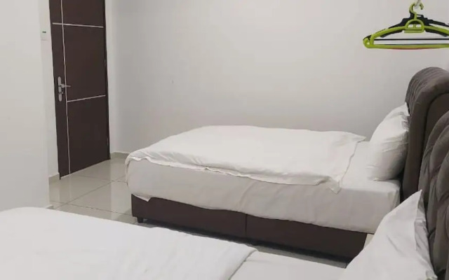 Alpine PD Taman Kiara 2 Homestay
