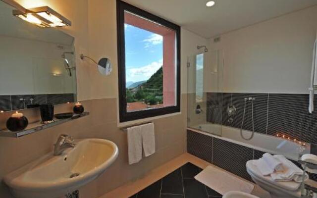 La Perla Di Menaggio - Panoramica