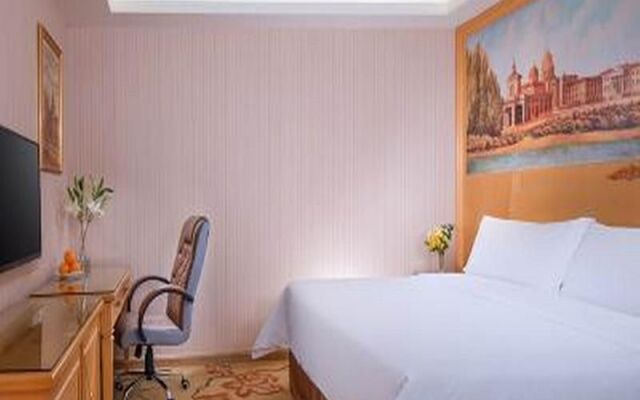 Vienna Hotel Shawan
