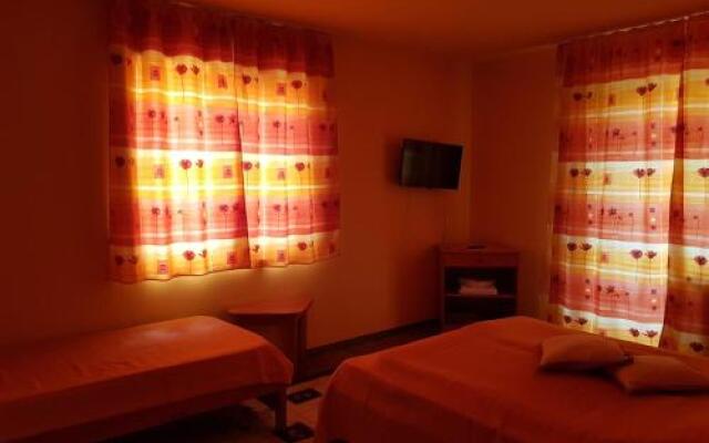Raza Soarelui Pension (Adults only)