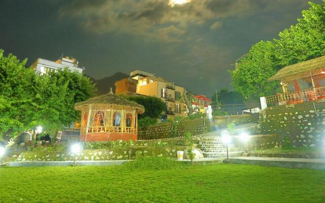 Raj Resort