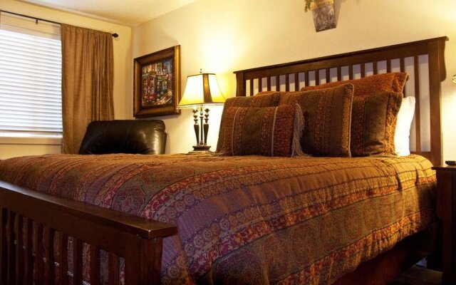 Silverton Inn & Suites