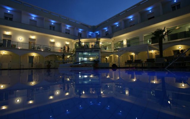 Hotel Splendid Mare