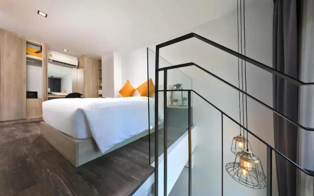 Naiharn Loft near Beach UTL B325
