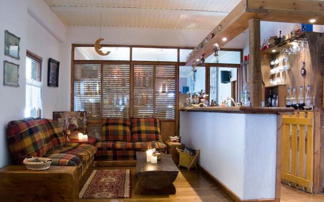 Mavrodimos Guesthouse