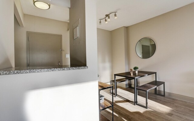 FRONTDESK 500 Fifth Apts Downtown Nashville