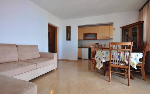 Awesome Home in Pisak With Wifi and 1 Bedrooms