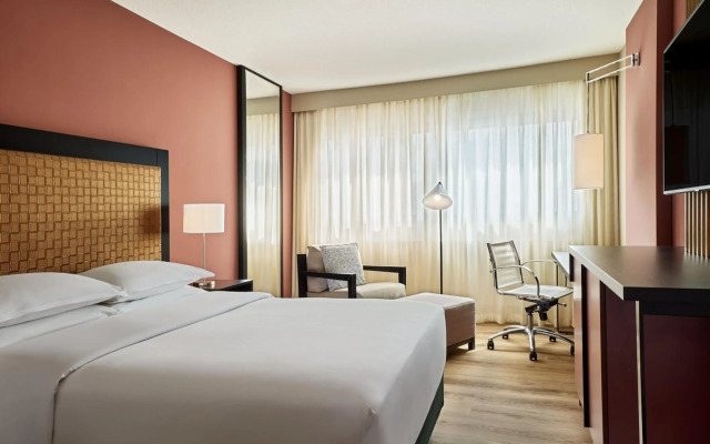 Sheraton Frankfurt Airport Hotel & Conference Center